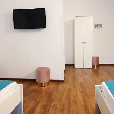 Guest house Pepi 3*